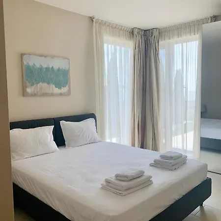 Villa Acera *