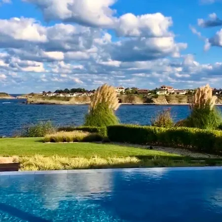 Villa Acera