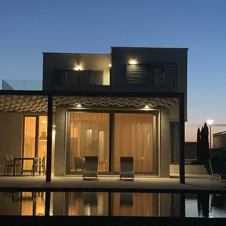 Acera Villa Lozenets